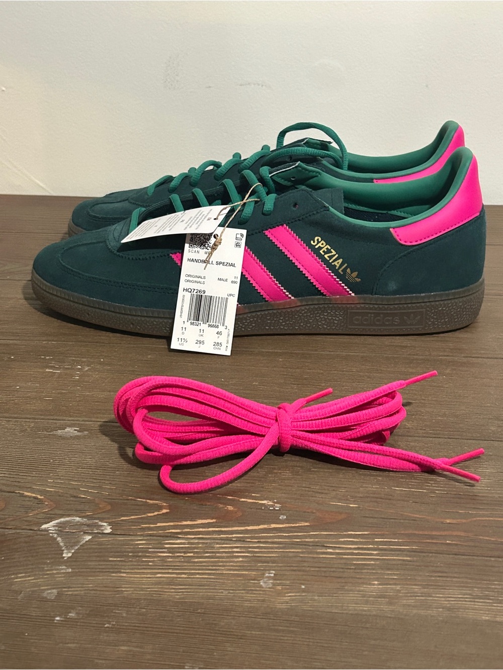 adidas Originals Handball Spezial Aurora Ivy Shock Pink Men’s 11.5 NWT